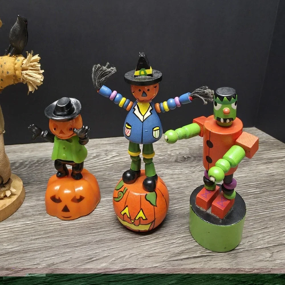 6 Vintage Halloween Push Button Thumb Puppets And A Decorative Scarecrow